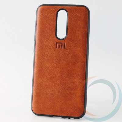 Накладка кожаная с логотипом для Xiaomi Redmi 8/8A коричневая - фото 30795