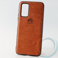 Накладка кожаная с логотипом для Huawei Honor v30 коричневая